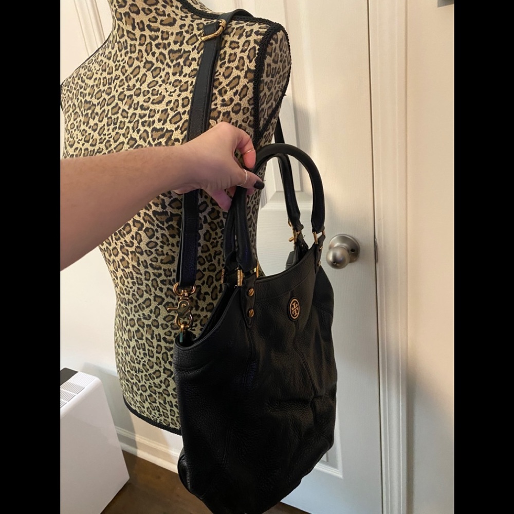 Leather Tory Burch bag